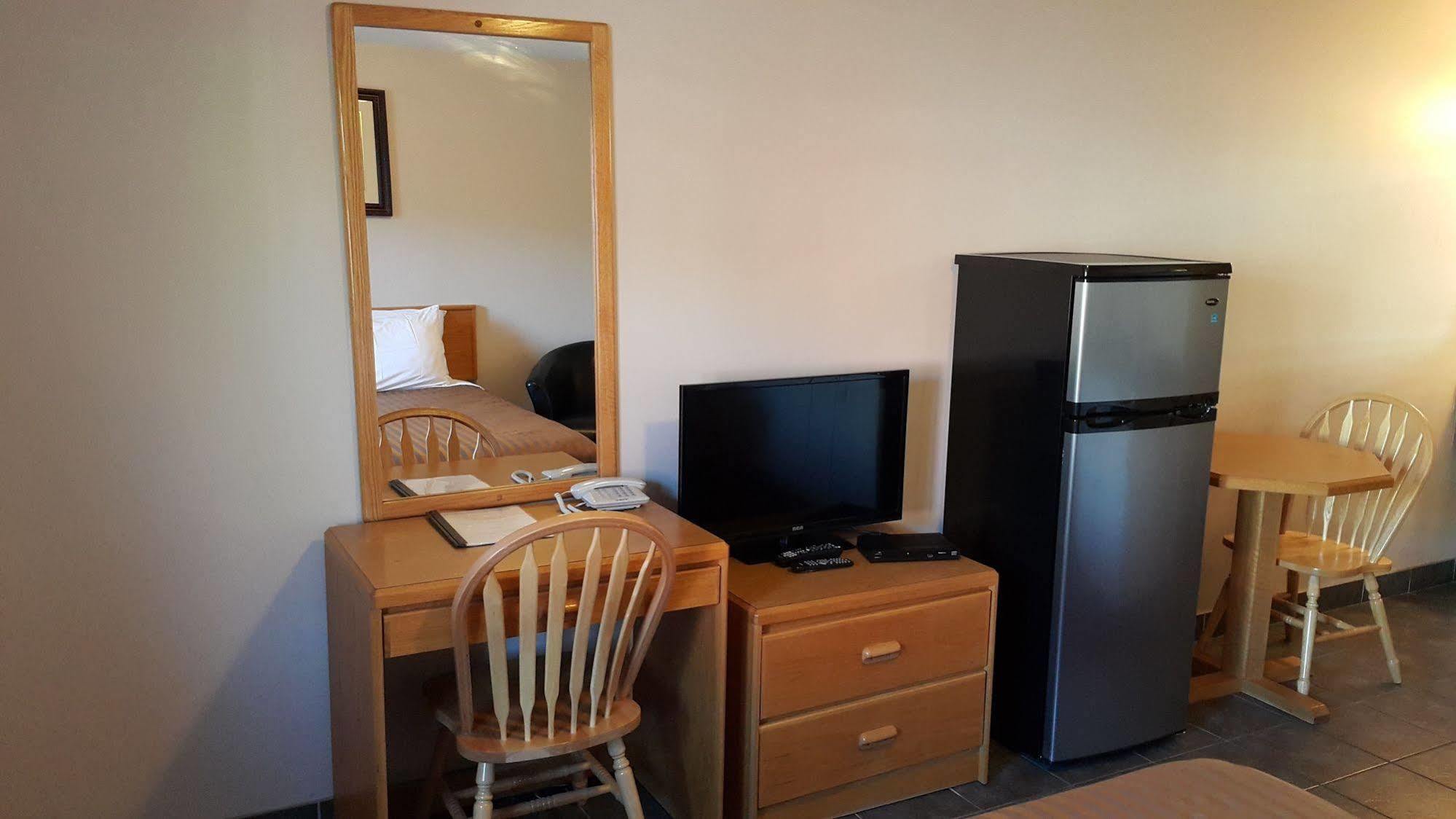 Cactus Tree Inn Оливер Экстерьер фото