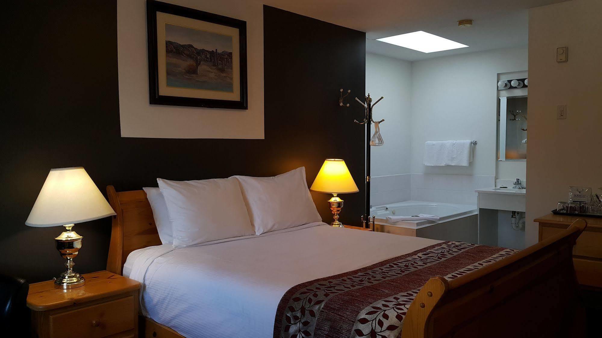Cactus Tree Inn Оливер Экстерьер фото
