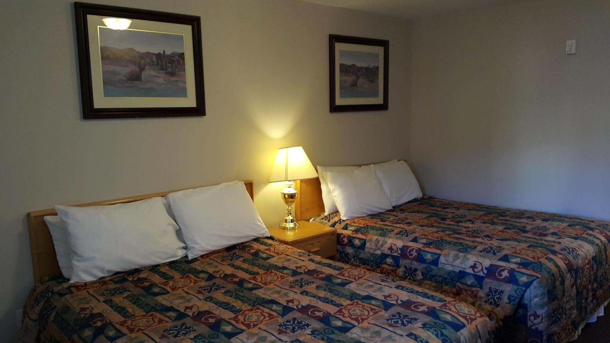 Cactus Tree Inn Оливер Экстерьер фото